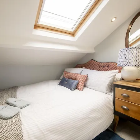 Kitten 1 West Witton